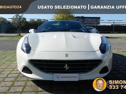 Bianco pastello Usata 2016 Ferrari California Cabrio | 149.000 € (Super prezzo)