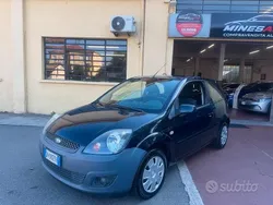 Nero Usata 2007 Ford Fiesta Due volumi | 1500 € (Buon prezzo)
