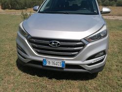 Grigio Usata 2015 Hyundai Tucson Xpossible SUV | 9500 € (Cara)