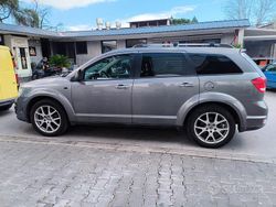 Grigio Usata 2012 Fiat Freemont SUV | 6100 € (Buon prezzo)