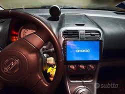 Bianco Usata 2011 Opel Agila Enjoy Due volumi | 6000 € (Cara)