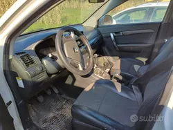 Usata 2009 Chevrolet Captiva SUV | 2000 € (Ottimo prezzo)