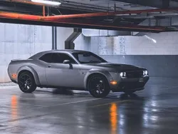 Argento Usata 2015 Dodge Challenger SXT Coupé | 30.500 € (Molto cara)