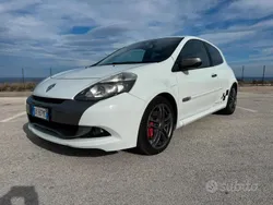 Usata 2009 Renault Clio R.S. R.S. Due volumi | 10.900 € (Buon prezzo)