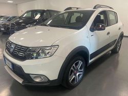 Bianco Usata 2019 Dacia Sandero Comfort Due volumi | 8900 € (Buon prezzo)