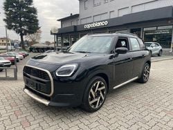 Nero Usata 2024 Mini Countryman Favoured SUV | 35.990 € (Buon prezzo)