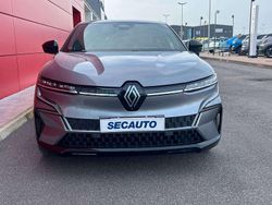 Be style seul Usata 2024 Renault Megane E-Tech Techno Tre volumi | 34.500 €