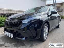 Nero Usata 2024 Renault Clio V Evolution Tre volumi | 15.500 € (Buon prezzo)