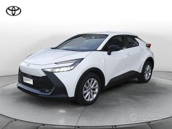 Bianco Usata 2024 Toyota C-HR Active SUV | 27.900 € (Buon prezzo)
