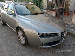 Usata 2007 Alfa Romeo 159 Station wagon | 4600 € (Cara)
