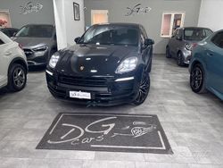 Nero Usata 2022 Porsche Macan SUV | 65.900 € (Buon prezzo)