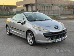 Grigio Usata 2008 Peugeot 207 CC Cabrio | 1900 € (Ottimo prezzo)