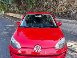 Rosso Usata 2013 VW up! Due volumi | 5499 € (Buon prezzo)