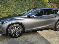 Grigio Usata 2019 Infiniti Q30 Business Due volumi | 18.000 € (Molto cara)