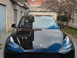 Nero Usata 2024 Tesla Model Y Standard Range SUV | 32.000 € (Ottimo prezzo)