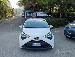 Bianco Usata 2021 Toyota Aygo Connect Style Due volumi | 12.000 € (Buon prezzo)