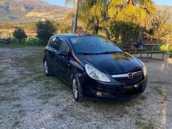Usata 2009 Opel Corsa | 1500 €