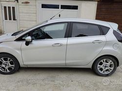 Usata 2017 Ford Fiesta Due volumi | 9000 € (Buon prezzo)