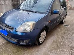 Blu Usata 2007 Ford Fiesta Tre volumi | 1100 € (Super prezzo)