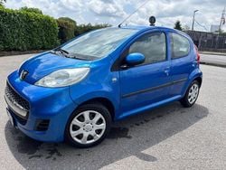 Blu Usata 2010 Peugeot 107 Due volumi | 3900 € (Buon prezzo)