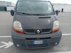 Usata 2006 Renault Trafic Monovolume | 6000 €