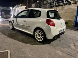 Usata 2011 Renault Clio R.S. R.S. Due volumi | 12.000 € (Buon prezzo)