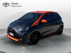 Grigio Usata 2020 Toyota Aygo Connect Style Due volumi | 11.500 € (Buon prezzo)