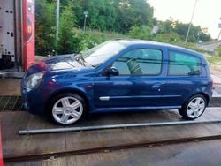 Blu/azzurro Usata 2003 Renault Clio II Tre volumi | 12.500 €