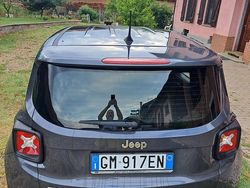 Grigio Usata 2023 Jeep Renegade SUV | 15.990 € (Ottimo prezzo)