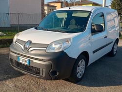 Bianco Usata 2013 Renault Kangoo Monovolume | 4900 € (Molto cara)