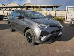 Grigio Usata 2019 Toyota RAV4 Hybrid SUV | 17.950 € (Ottimo prezzo)