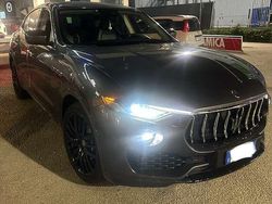 Usata 2017 Maserati Levante SUV | 35.500 € (Buon prezzo)