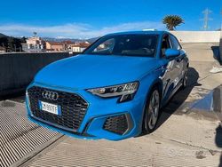 Blu/azzurro Usata 2022 Audi A3 S-Line Tre volumi | 31.900 € (Cara)
