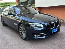 Blu/azzurro Usata 2014 BMW 750 M Sport Tre volumi | 25.000 €