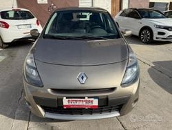 Grigio Usata 2009 Renault Clio II Due volumi | 3999 € (Cara)