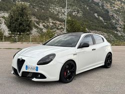Bianco Usata 2010 Alfa Romeo Giulietta Quadrifoglio Due volumi | 14.500 € (Molto cara)