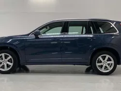 Denim blue metallizzato Usata 2023 Volvo XC90 Core SUV | 52.900 € (Cara)