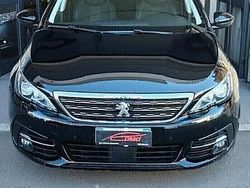 Nero Usata 2018 Peugeot 308 Active Tre volumi | 7600 € (Buon prezzo)