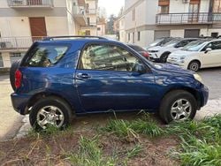 Usata 2004 Toyota RAV4 Station wagon | 3000 € (Buon prezzo)