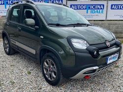 Verde Usata 2016 Fiat Panda Cross Cross Due volumi | 11.300 €
