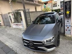 Grigio Usata 2022 Mercedes CLA220 Premium Tre volumi | 42.490 €