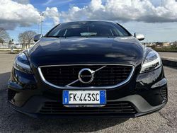 Nero Usata 2017 Volvo V40 R-Design Tre volumi | 11.900 € (Molto cara)