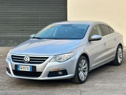 Grigio Usata 2009 VW Passat Tre volumi | 4500 € (Buon prezzo)