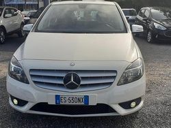 Bianco Usata 2013 Mercedes B180 Monovolume | 11.000 € (Cara)