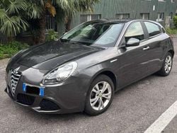 Usata 2014 Alfa Romeo Giulietta Distinctive Tre volumi | 5200 € (Ottimo prezzo)