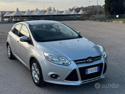 Grigio Usata 2015 Ford Focus Due volumi | 7000 € (Buon prezzo)