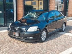 Nero Usata 2006 Toyota Avensis Tre volumi | 3900 € (Buon prezzo)