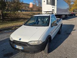 Bianco Usata 2001 Fiat Strada Pick-up | 4000 €