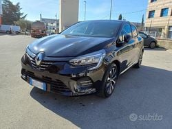 Nero Usata 2023 Renault Clio V Techno Tre volumi | 16.000 € (Cara)
