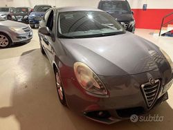 Grigio Usata 2011 Alfa Romeo Giulietta Progression Tre volumi | 2600 € (Ottimo prezzo)